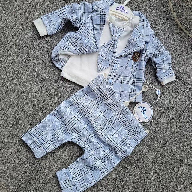 Takeer - Baby suit

Bei TZS 60,000

