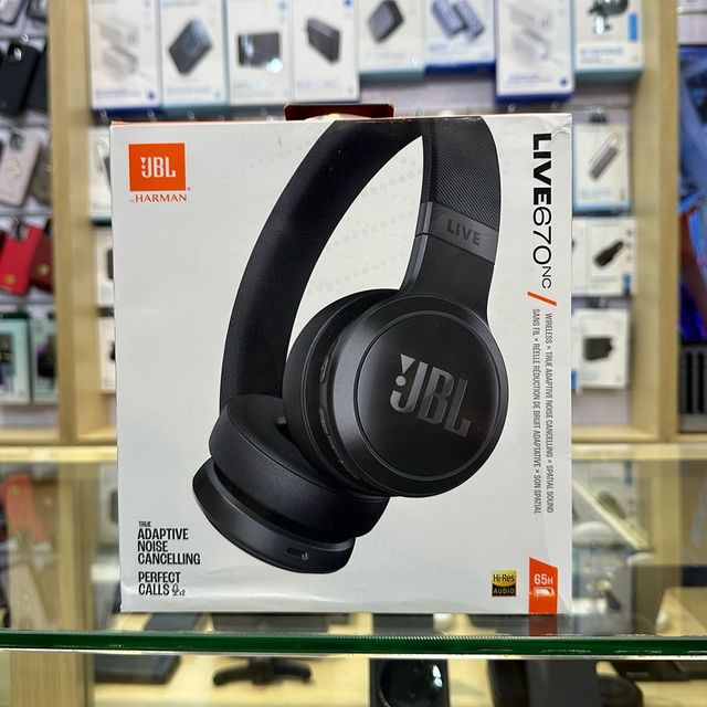 Takeer - JBL Tune 670 Wireless Adaptive Noise Cancelling On-Ear Headphones
Tzs 500,000
Original By JBL 1 Year Warranty Sealed Box

•Up to 65 hours of batter...