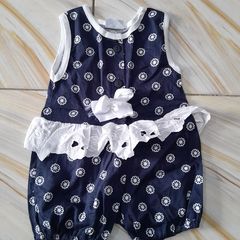 Takeer - Baby girl romper
3 months
10,000 Tshs