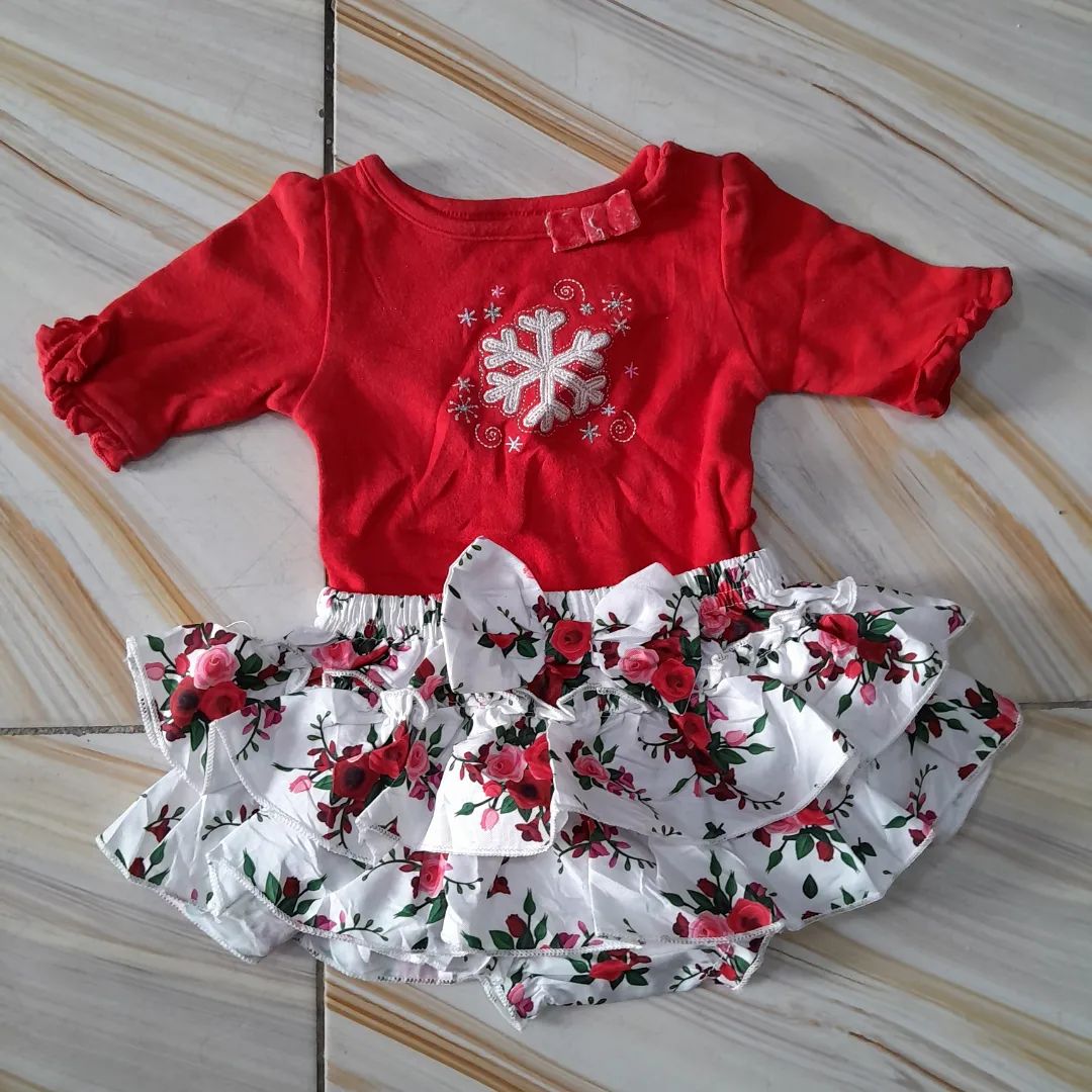 Takeer - Baby girl onesie and skirt
0-3 months
15,000 Tshs