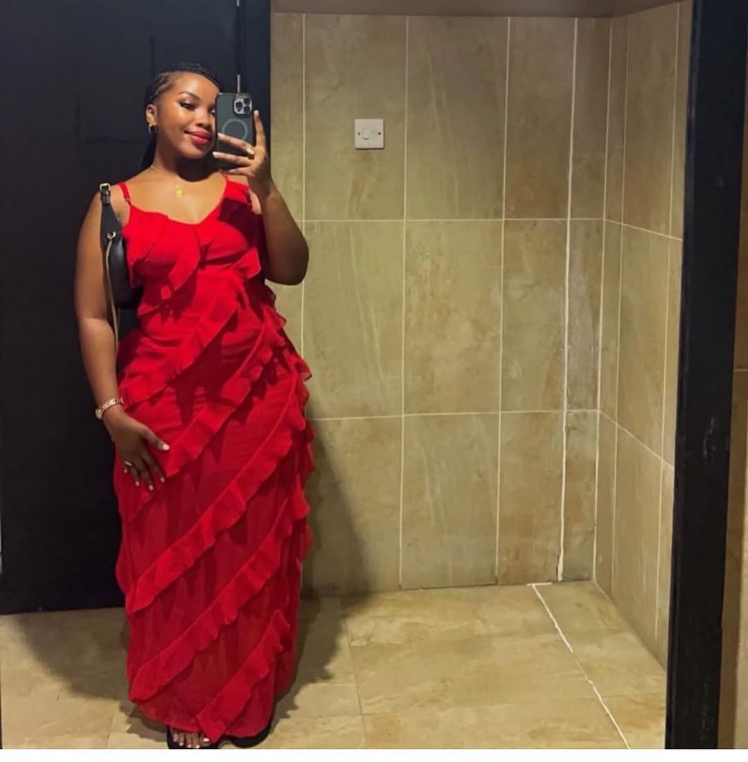 Takeer - Dress available for pickup or delivery
Exactly what you see
S_L / 60000
Fixed price📌📌

To purchase, kindly dm us or send msg via watsapp link 
📞...