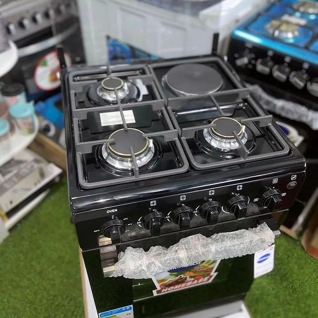 Takeer - Homebase 3Gas + 1 Umeme Standing Cooker Oven Umeme 
♦ Bei : 600,000/=

✔ Plate 2 za gesi na Umeme 2

✔ Oven Inatumia Umeme

✔ Warranty Mwaka mmoja ...