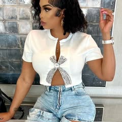 Takeer - Top Available

Colors ➡️

❌️ SOLD OUT ❌️
30,000