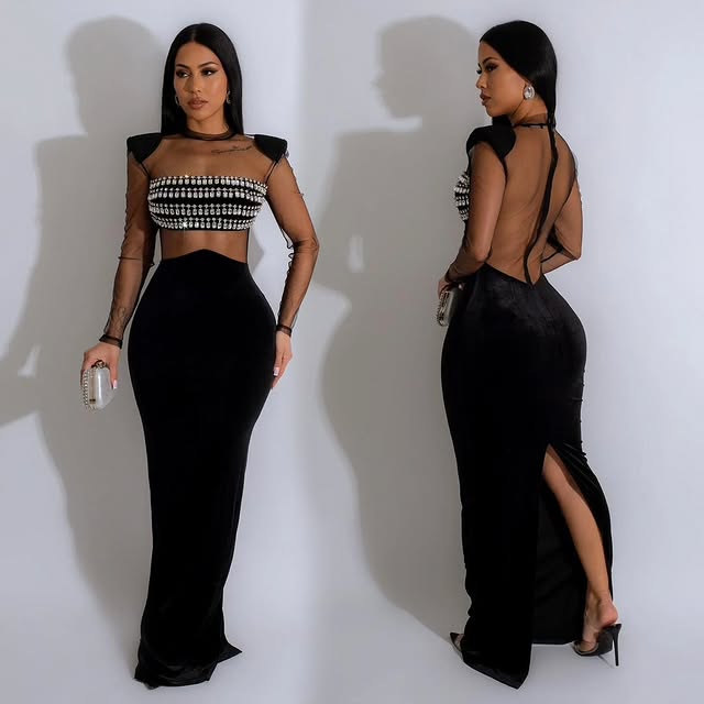 Takeer - 👗 Available

45,000