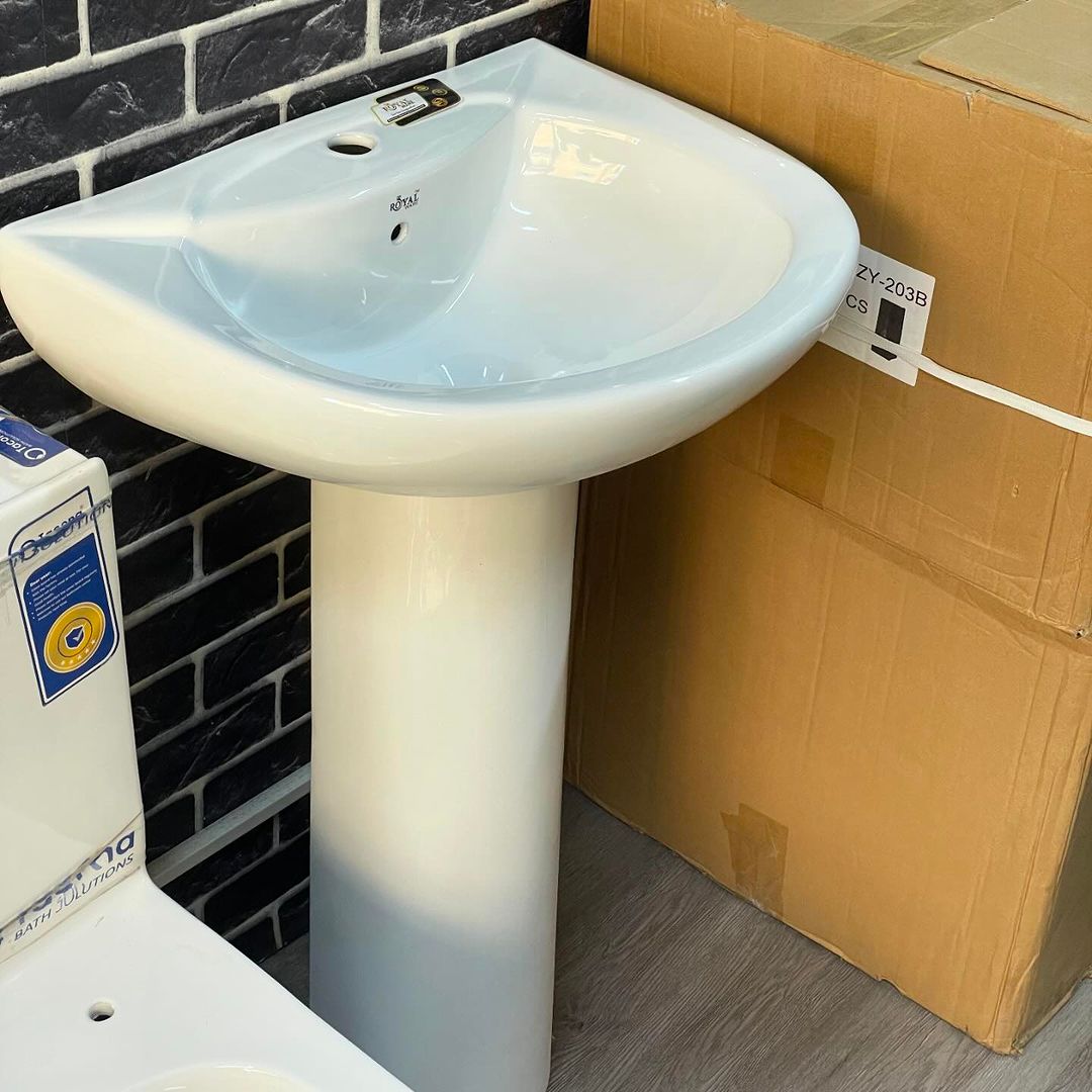 Takeer - 📛Hand wash basin

Colour:White ⚪️

Shape :Round 🛖

Simple & Classic 😊

Suitable for hand washing in Toilet 

📍Omarilondo & Sikukuu 

☎️