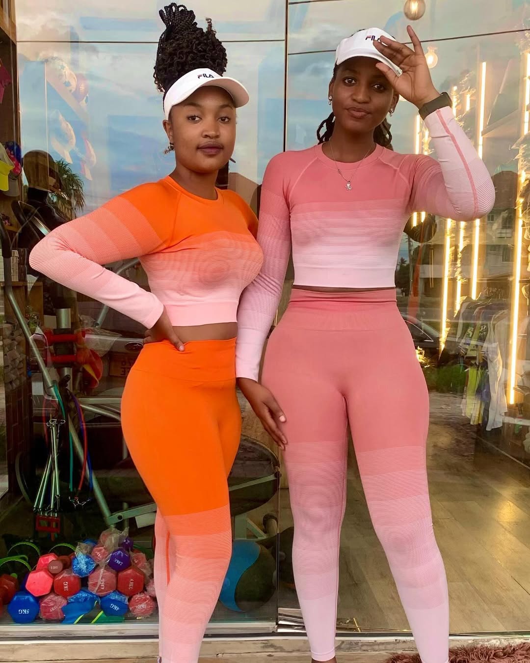 Takeer - ✅☑️SALE 2pc good quality & super comfortable  45,000/= Size S M L
📞