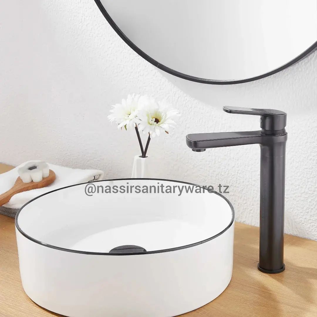 Takeer - Basin mixer   basin about 1ft
✨ BRASS MATERIAL 
✨ ONLY BY :95,000 - 150,000
ZINAPATIKANA 👉 .tz

✨ PLEASE FOLLOW US 👆KWA BIDHAA BORA ZA 
=========...