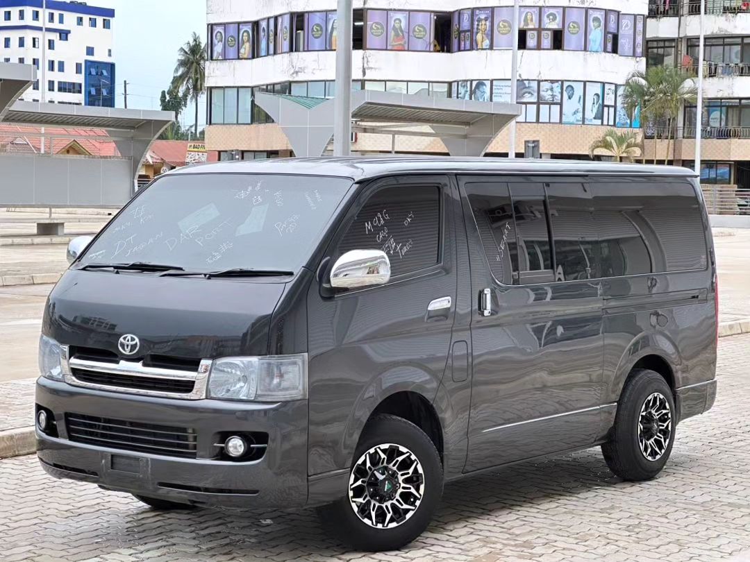 Takeer - 15" wheelz & tyers on Toyota Hiace done by us   Kwa wahitaji wa Rims kama hizo na nyingine nyingi bado zipo kwenye stock yetu. 
Karibuni sana Tuwah...