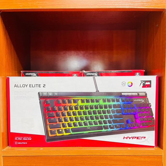 Takeer - HyperX Alloy Elite 2
Mechanical Gaming Keyboard
Compatible with PC,PS4,Xbox One

Features👇🏾
Multimedia Functions
USB Port
Software-Controlled Lig...