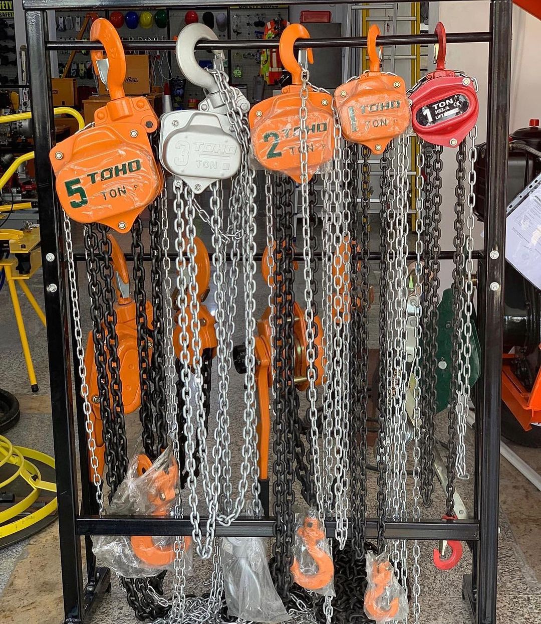 Takeer - Chain block now available in stock🚧🚨⛑️
Call us ☎️