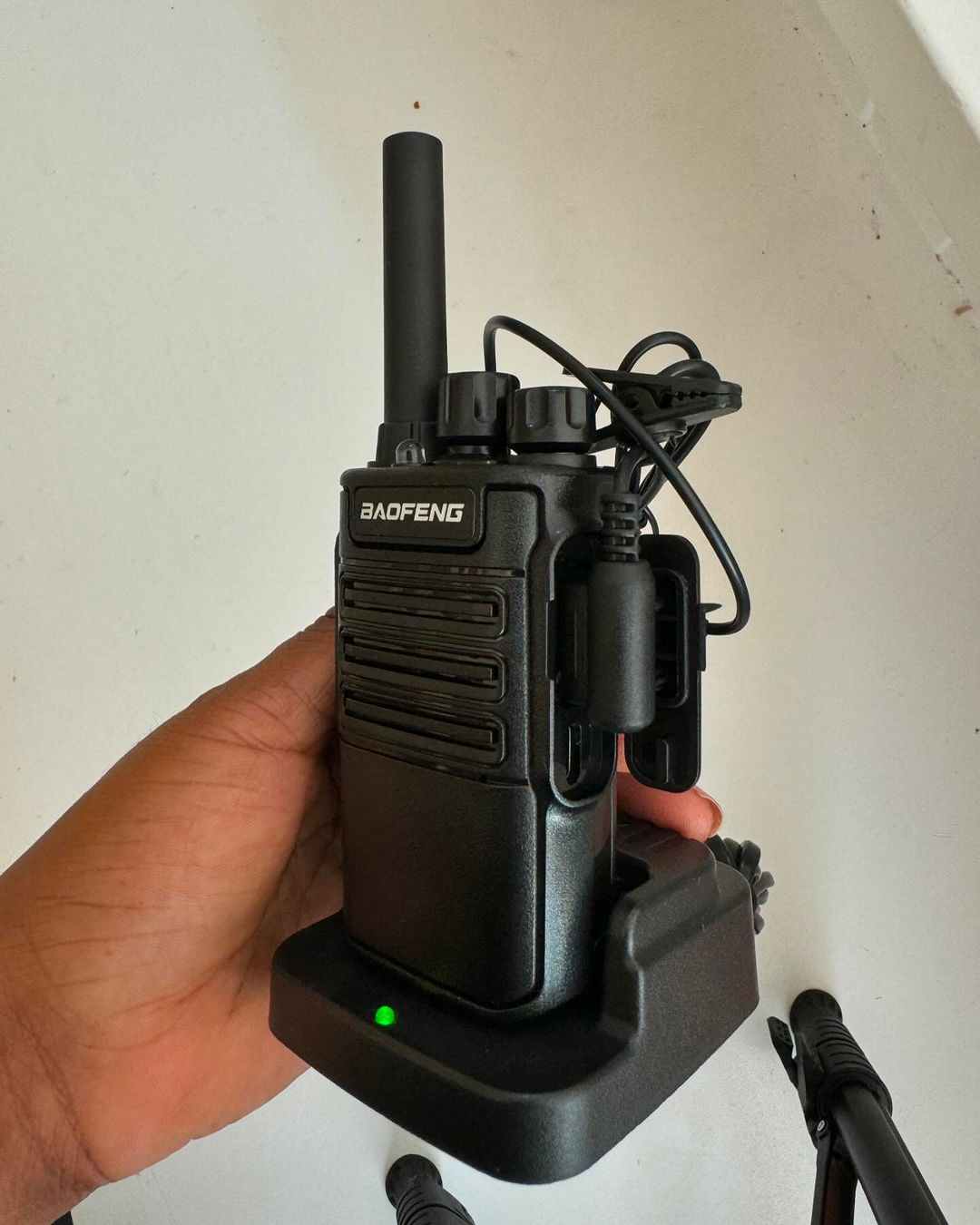 Takeer - ✅Radio call/Walkie talkie
✅Baofeng BF V8 Brand Two way Radio call
 ✅Range capacity 2km open space
✅Bettery. Capacity H.1300MAh
✅Operated voltage 2....