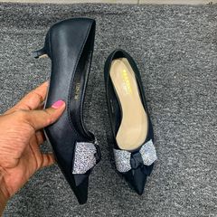 Takeer - Imebaki size 37,38,39,40
36&41❌
45000
Dm/call/whtsp Tunspatika mwenge sokoni nyuma ya jamirex hotel