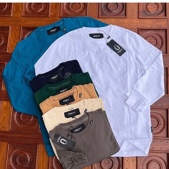 Takeer - NEWSTOCK  TSHIRT  QUALITY COTTON 
PRICE  28,000
SIZE M-2XL 
CALL  