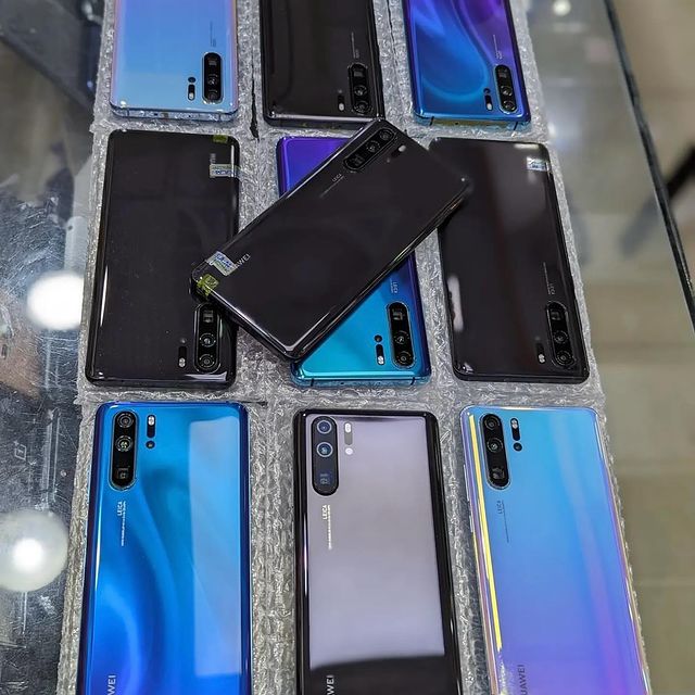 Takeer - Huawei p30 gb 128 so clean bei 250,000