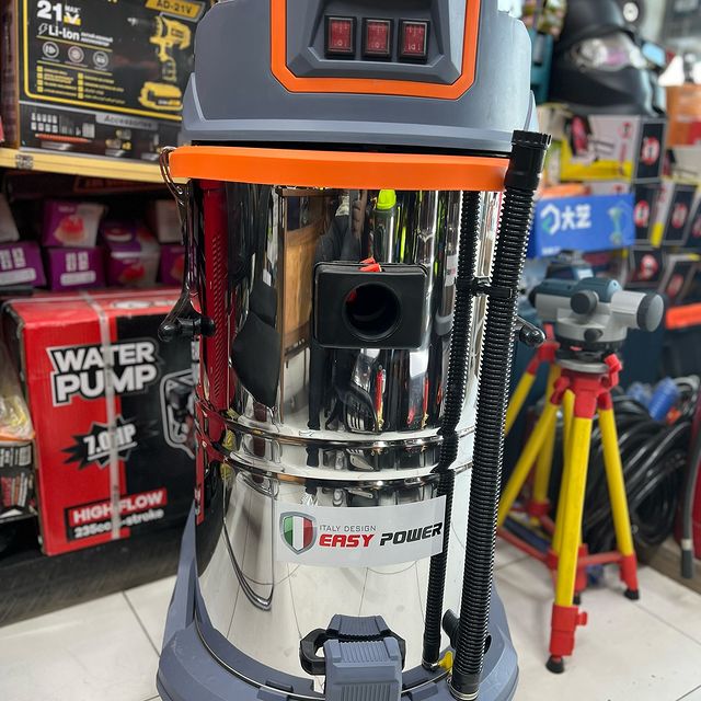 Takeer - 📌Vacuum cleaner 100lt with 3 motor
📌Easy power 
📌Price 950,000 vat exclusive
📌📱call/ whats app