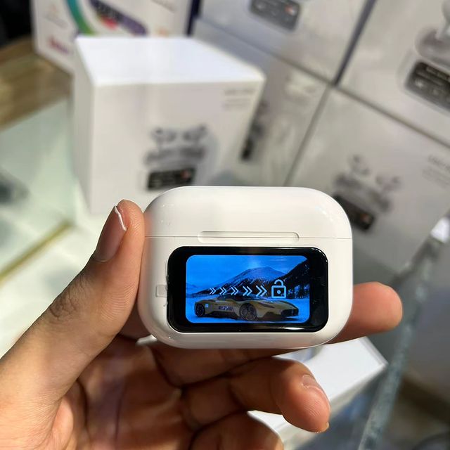 Takeer - AIRPODS PRO2 with Touchscreen shs 68000/=
•••••••••••••••••••••••••
Sifa zake
• Unaweza kubadilisha mziki apo apo kwenye airpods
zako bila ya kuwa ...