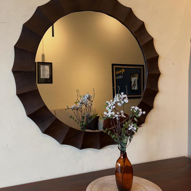 Takeer - “WEB MIRROR”
Web insipired wooden framed mirror.
Stained mninga…..1m diameter.
.
.
550,000

For consultation & Appointment 
Please call/whatsapp  v...