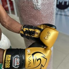 Takeer - 👨‍🔧🚚📦
Boxing kits Brand new 👊🔥🔥

Gym gloves (za kamba)  100,000tshs 
Gym gloves za kuchana 75,000
 head gear  80,000tshs 
punching bag 300,0...