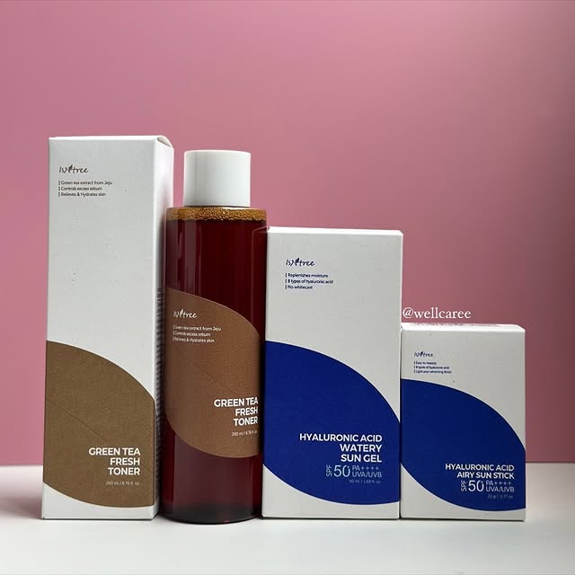 Takeer - Isntree products line up 📦

Green tea toner 65,000
Sun gel 85,000
Sunstick 85,000