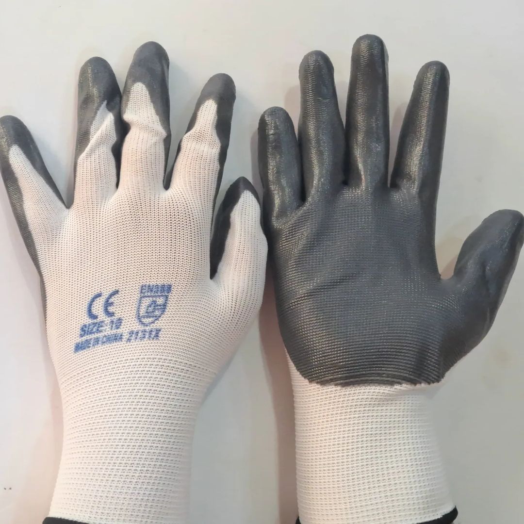 Takeer - LATEX GLOVES WHITE GREY DARK 12PAIR PACKING, 60DOZ IN THE CARTON.

LOCATION GOGO STREET KARIAKO 

CONTACT 
EMAIL ADDRESS HUZEFAMURTAZA605.COM