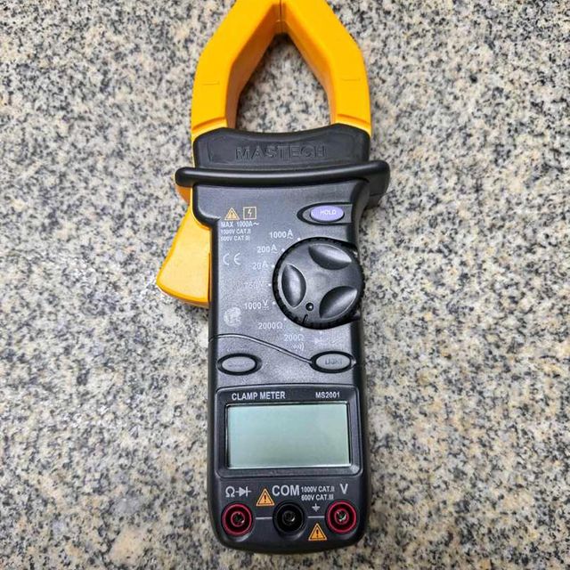 Takeer - MASTECH CLAMP METER AVAILABLE

-1000 V

STRONG AND DURABLE 

KWA MAWASILIANO / FOR ENQUIRERS 

CALL:☎️WHATSUP:
TUNAPATIKANA KARIAKOO MTAA WA NARUNG...