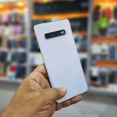 Takeer - SAMSUNG GALAXY S10+ 128GB LINE1 650,000
ORIGINAL KABISA KUTOKA MAKAO MAKUU YA SAMSUNG SOUTH KOREA 🇰🇷 
SIO REFURBISHED