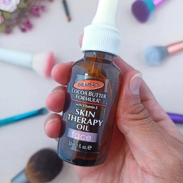 Takeer - Skin therapy Face Oil transforms your skin with a powerful blend of 10 pure natural ouks,Retinal,Vitamin C and exclusive Cetesomate-E Conplex

Alon...