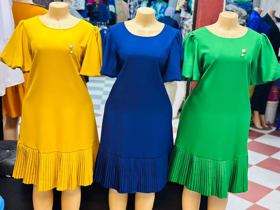 Takeer - ✅NEW LOOSE DRESS💥💥

✅50,000

✅SIZE 46-54

✅BRAND SENORI

✅ RANGI 5;WHITE,DARKBLUE,MUSTARD YELLOW,PURPLE,GREEN NA ORANGE 🔥🔥

✅HII LOOSE DRESS NI...