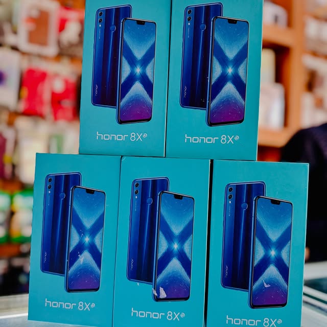Takeer - HUAWEI HONOR 8X FULLBOX📦
Storage: 128gb
Ram:6

BEI💵: 250,000/= Tsh

Tupigie☎️: 