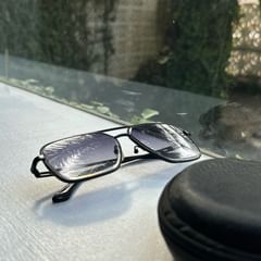 Takeer - Chilling on weekends with our favorite shades !