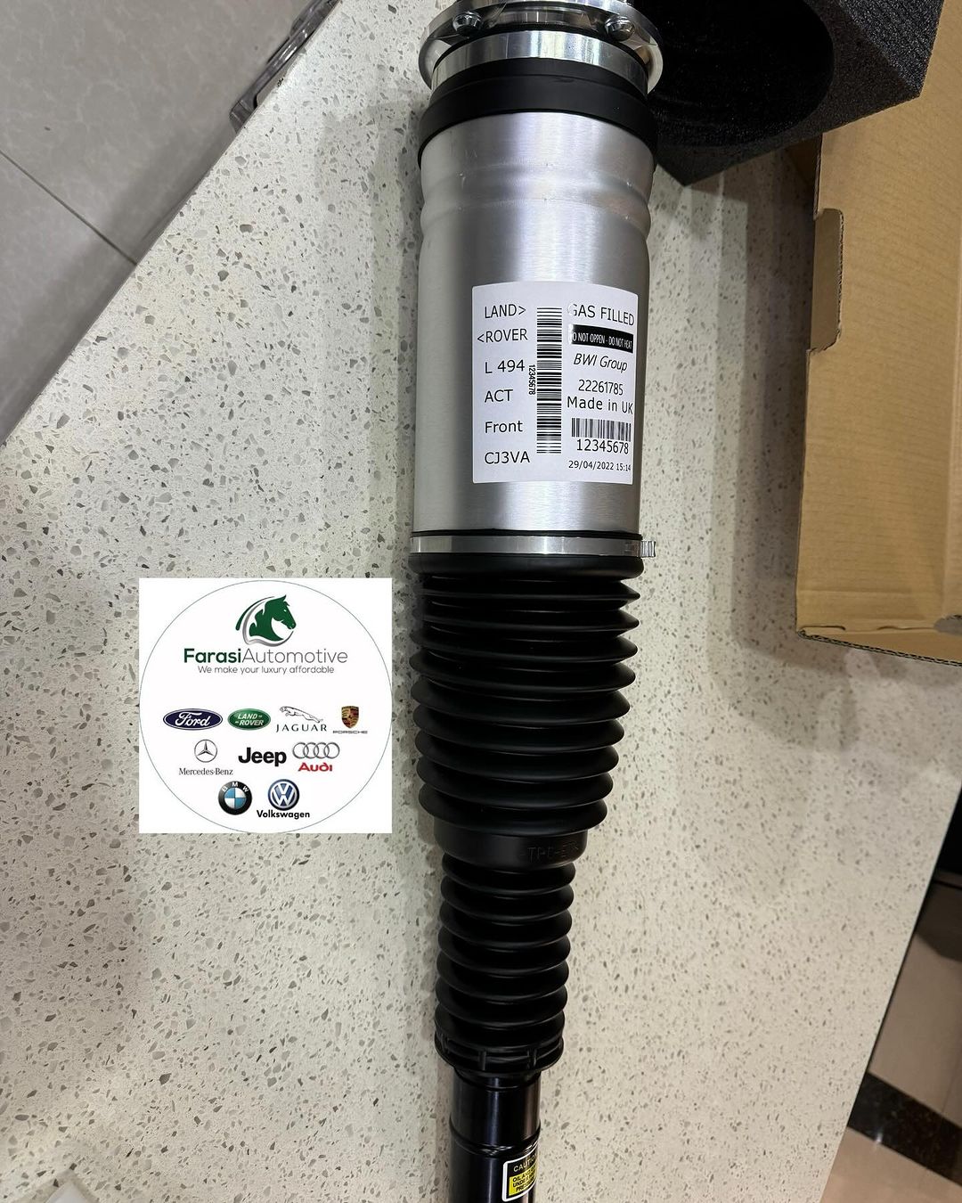 Takeer - 2014-  Range rover sport, 2013-  Ranger rover front Air suspension strut available in stock. For more enquiry   