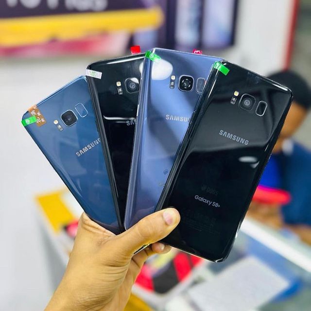 Takeer - Samsung s8+
270,000/-

64| 6gb
I year warrant

Clean condition ( hazina ata mchubuko)
No dot

Tupo kariakoo jengo la china plaza
Floor ya pili duka...