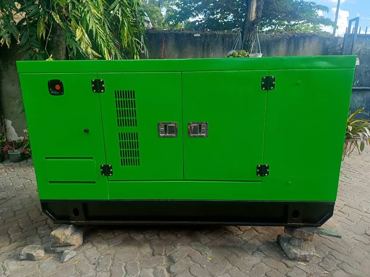 Takeer - Generator : PRAMAC 
Engine : Perkins 
Alternator : Stamford
Power : 65 KVA (3 Phase)
PLC : DSE 7320
Run Hours : 1500 hrs
DSE Battery Charger
Fully ...