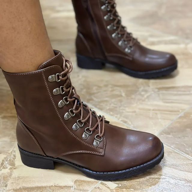 Takeer - Quality Boots 🔥🔥🔥

Size 37, 38, 39, 40 na 41.

Tshs 60000 tu.

Simu :
Tupo kariakoo narung'ombe na Kongo 🏠 

Tunafanya delivery ndani na nje ya...