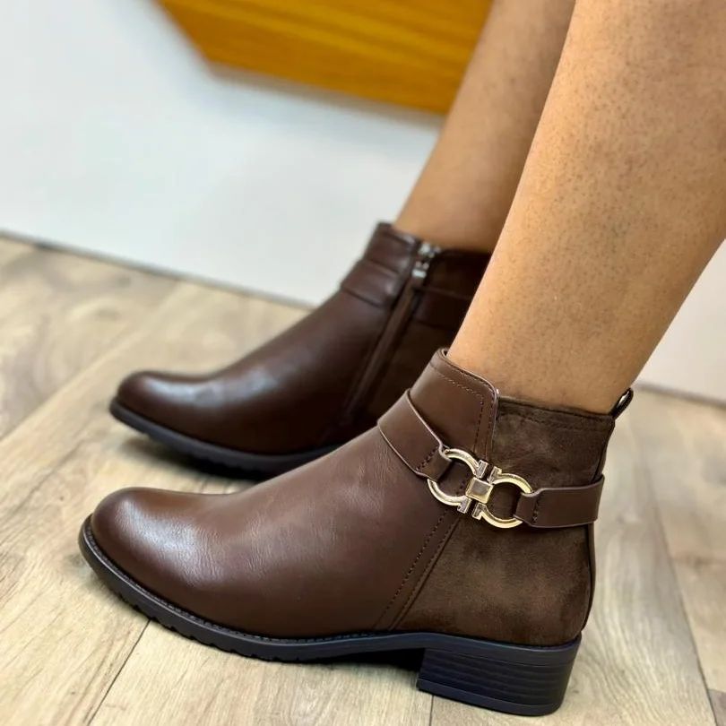 Takeer - Quality Boots 🔥🔥🔥

Size 37, 38, 39, 40 na 41.

Tshs 60000 tu.

Simu :
Tupo kariakoo narung'ombe na Kongo 🏠 

Tunafanya delivery ndani na nje ya...