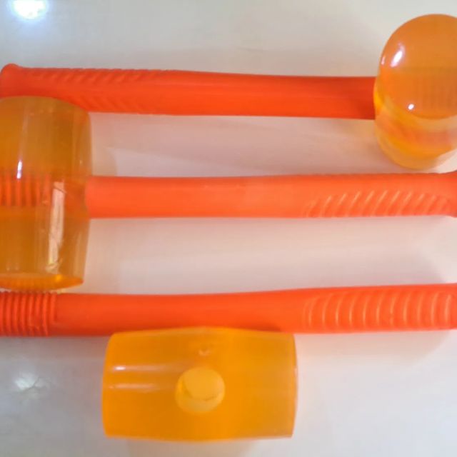 Takeer - RUBBER MALLET 75MM FOR TILES THERE ARE 60PCS IN THE CTN.

CONTACT NUMBER 