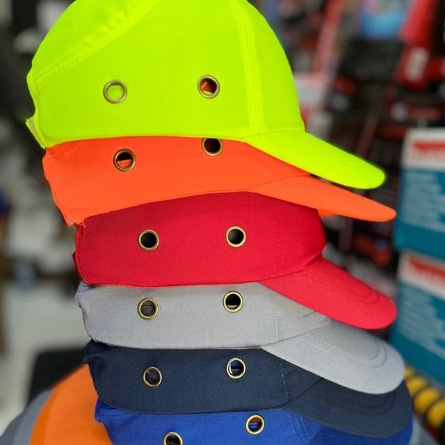 Takeer - 📌Normal bum cap new arrival 
📌Price 18,000
📌📱📌Available colors grey,dark blue,lime,red,orange and petro blue