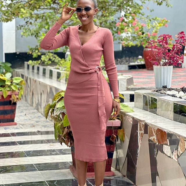 Takeer - IF SIMPLICITY WAS A PERSON🔥🔥
GET A PROPER SHORT KNIT 🧶 DRESS FROM US 
 
FREE SIZE 
Price: 40,000 tshs

CALL/WHATSAPP: 

