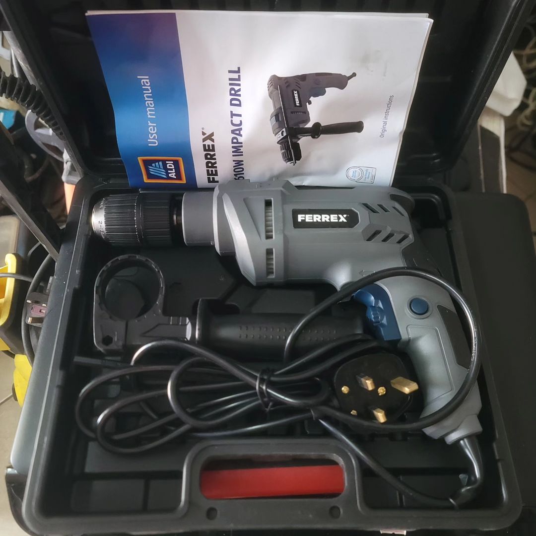 Takeer - SOLD SOLD IMEUZWA
Ferrex UK Impact Drill 
610W 0-3000RPM Speed Adjust 13mm Reverse Hammer (nyundo) Drill
160,000 
