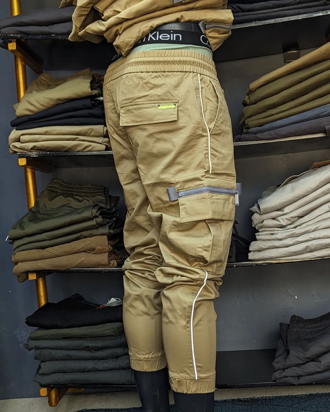 Takeer - Cargo Pants available 

Size 29, 30, 31, 32, 33, 34, 36, 38 

Price 45,000/=

Location Sinza Mori & Tegeta Kibo 

Contact 
