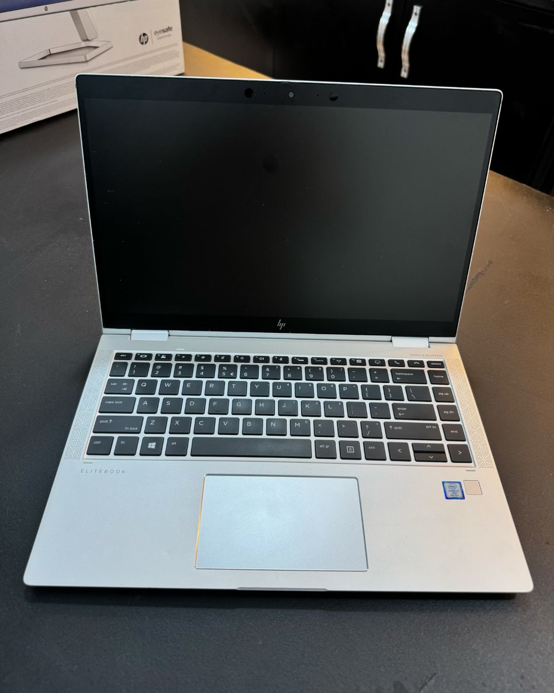 Takeer - HP Elitebook 1040 G6 2in1 Laptop
8th Generation,Processor Corei7,
Ram 16GB,512SSD GB,
14Inches Display,Touchscreen.
Window 10Pro.

 Price:1,200,000...