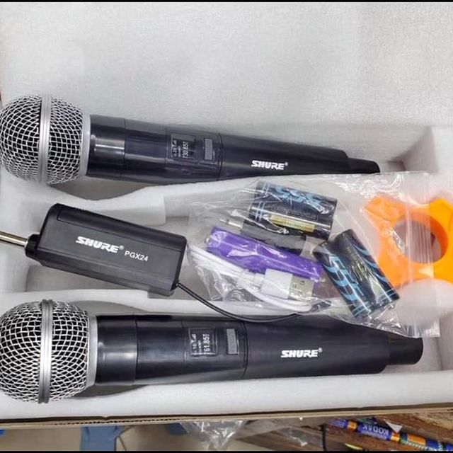 Takeer - Dynamic wireless microphone Double 
TSh150,000 
available now Call us