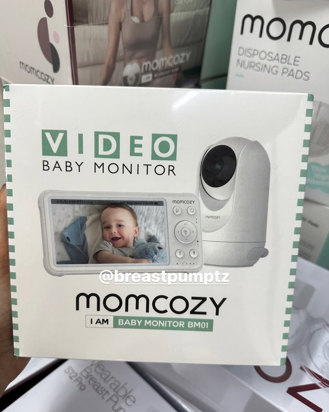Takeer - Kwa nini uwe na wasiwasi wa kumuacha mtoto wako peke yake chumbani ? 
Ukiwa na Baby Monitor yetu unaweza kumuona na kumsikia mtoto wako popote nyum...