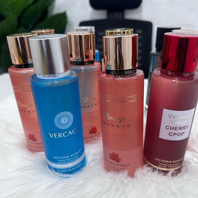 Takeer - Jmni hizi  body spray zinanukia balaaa zimerudii tena wanaotumia wanajua harufu yake haitoki mwilini 
 Bei 10000 tu 
 Call au watsap 