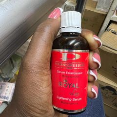 Takeer - Royal Lightening Serum!!

Hi Serum bwana ni kiboko ya matatizo yote ya ngozi iliyoshindika.

Changanya hii Serum na your body lotion asiee utakuja ...