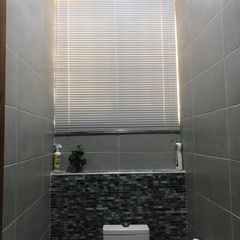 Takeer - Venation Blinds

Toilet,Jikoni, Chumbani, Office Curtains

Square mita 60,000

Piga Simu Mafundi waje kupima

Call/WhatsApp #
Hizi Zinauzwa kulinga...