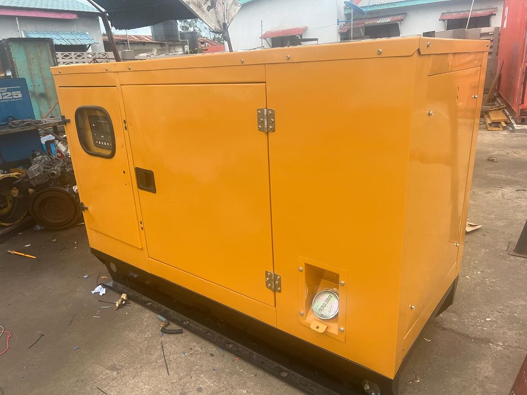 Takeer - *NEW IMPORT ON STOCK🔥🔥

*GENERATOR OLYMPIAN 20KVA*
*ENGINE  PERKINS*
*SOUND PROOF CANOPY*
*MAX RATED OUTPUT 20KVA*
*ENGINE RUN 1150HRS*
*STAMFORD...