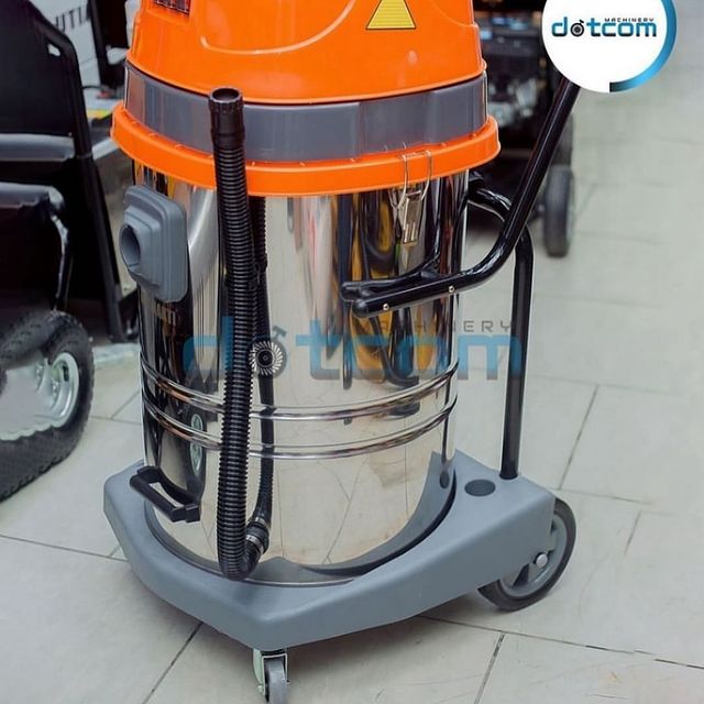 Takeer - 𝗩𝗔𝗖𝗨𝗨𝗠 𝗖𝗟𝗘𝗔𝗡𝗘𝗥𝗦
Hii ni mashine yakunyonya vumbi na maji maji ndani ya gari au kwenye sofa au kwenye carpets/zulia.
20lts 260,000/=
30...