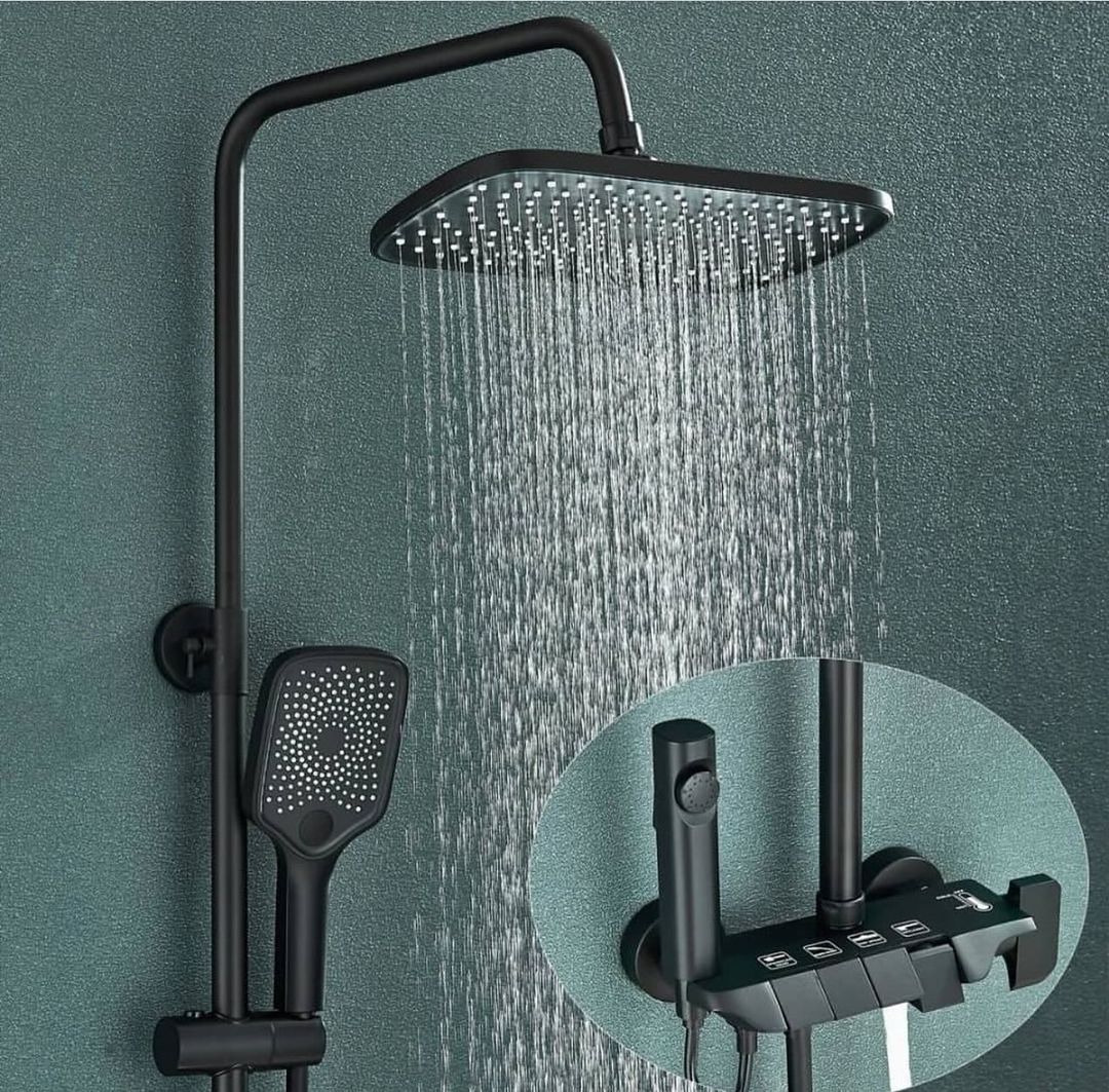 Takeer - Hapa Max One tunakuletea Shower mixer Piano Style, shower ya kisasa iliyoundwa kwa ustadi wa hali ya juu. Imetengenezwa kwa copper, hivyo basi ni s...