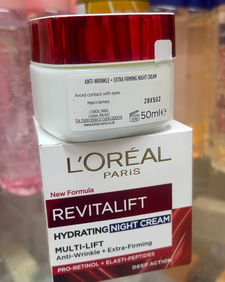 Takeer - LOREAL NIGHT CREAM 
Anti Wrinkle
Extra firming ( inakusaidia kuimarisha ngozi)
Fine line inaondoa kwa haraka 
Inaipa ngozi radiant (ngozi inangaa n...